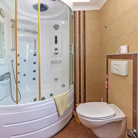 Вилла Paradise Town Lucky