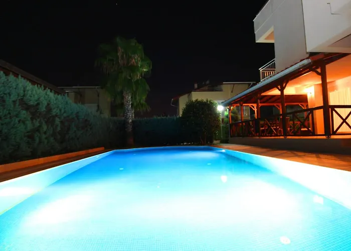 Villa Paradise Town Lucky *